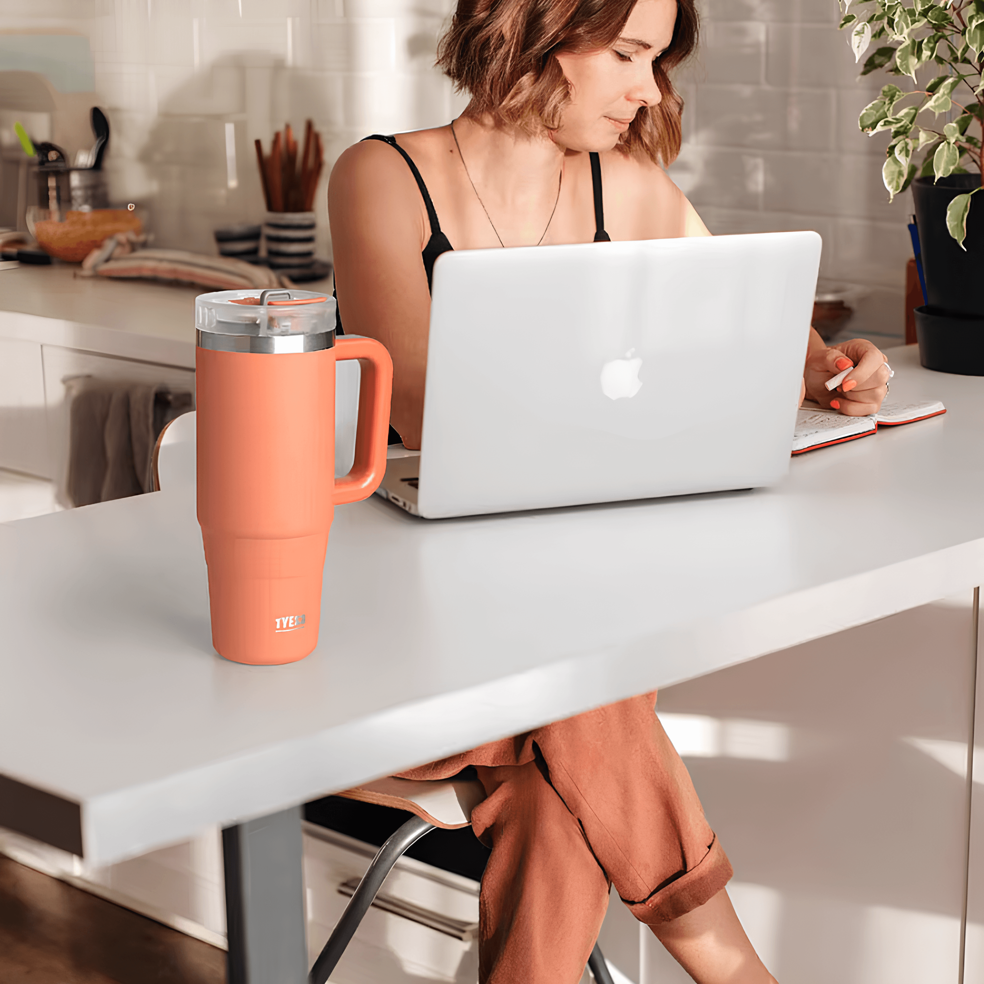 Tyeso Tumbler Sıcak ve Soğuk İçecek 1,18 Lt.