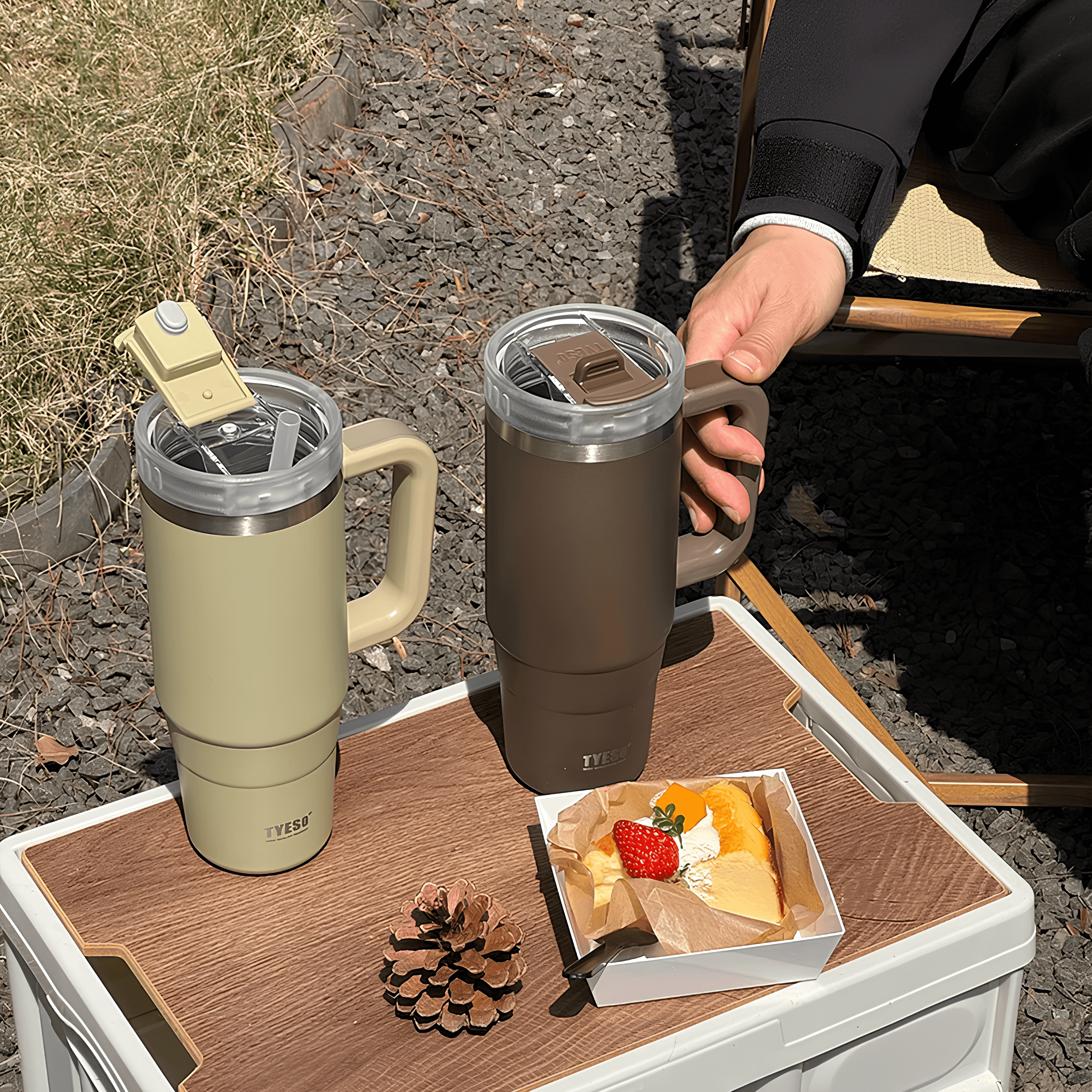 Tyeso Tumbler Sıcak ve Soğuk İçecek 1,18 Lt.